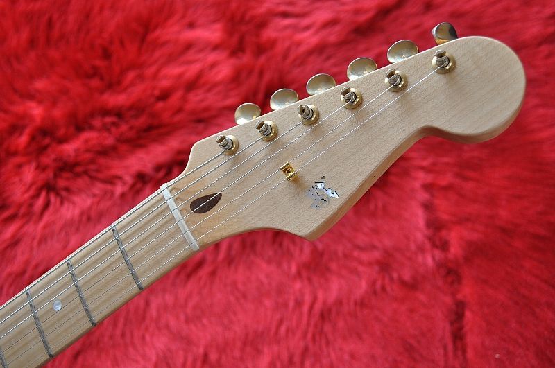 画像: VELVET GUITARS 50`s TYPE STRAT GOLD